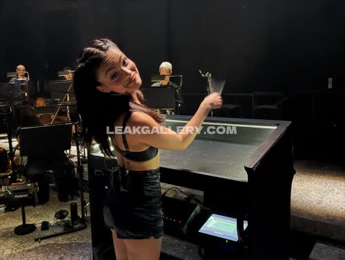 Rachelzegler Exclusive Leaked Nude OnlyFans #11141870