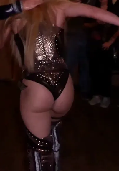 realscarlettbordeaux
