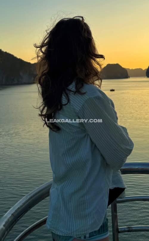 Rhiannonhikes Exclusive Leaked Nude OnlyFans #11834578