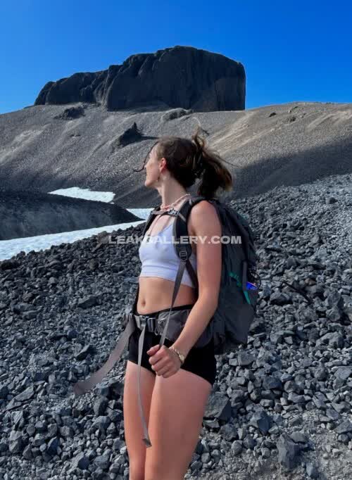 Rhiannonhikes Exclusive Leaked Nude OnlyFans #11852278