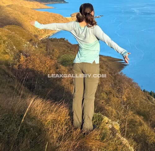 Rhiannonhikes Exclusive Leaked Nude OnlyFans #11843504