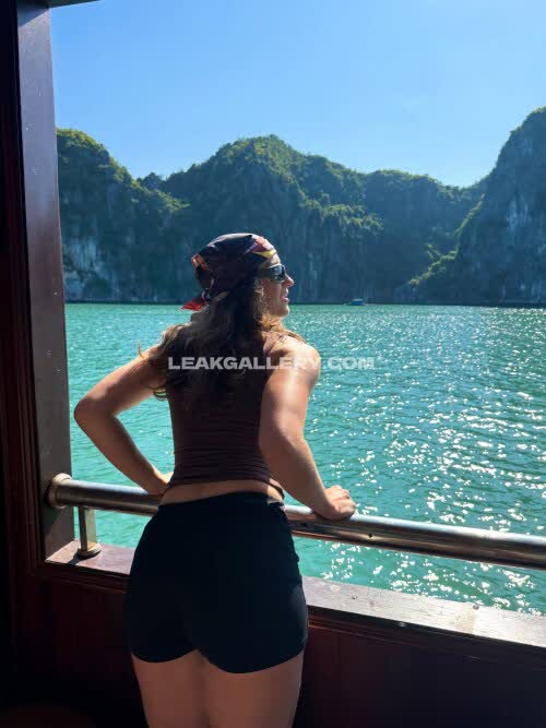 Rhiannonhikes Exclusive Leaked Nude OnlyFans #11827964