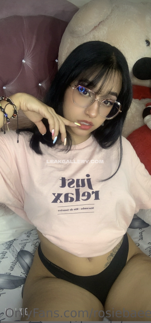 Rosieglassy Exclusive Leaked Nude OnlyFans #11258051