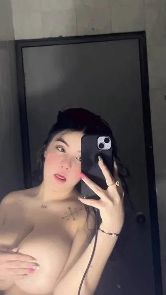s_mariig video thumbnail