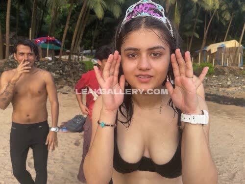 Saakksee_saaksee Exclusive Leaked Nude OnlyFans #11248181
