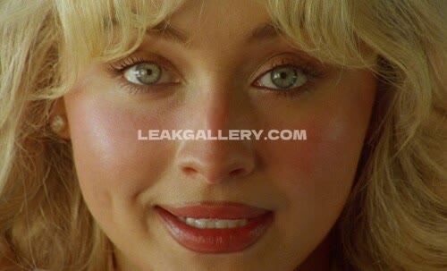 Sabrinacarpenter Exclusive Leaked Nude OnlyFans #11218993