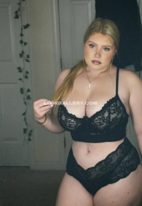 Sadiestone.com OnlyFans Nudi in Esclusiva Trapela #11470045