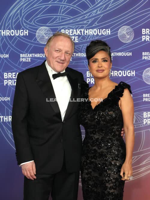 Salmahayek Exclusive Leaked Nude OnlyFans #11964377