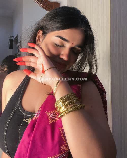 Samikshathakurrr Exclusive Leaked Nude OnlyFans #12017501