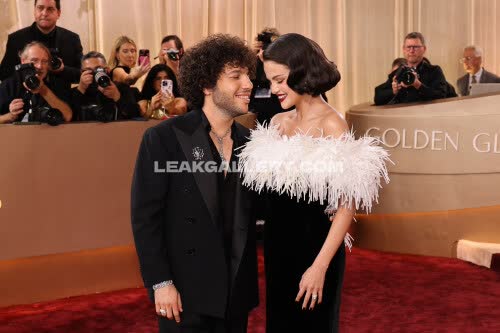 Selenagomez Exclusive Leaked Nude OnlyFans #11516848