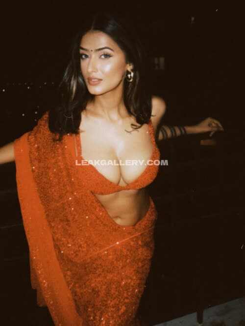 Shambhavi1997 Exclusive Leaked Nude OnlyFans #11456981