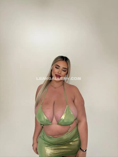 Shaynez92 Exclusive Leaked Nude OnlyFans #11450533