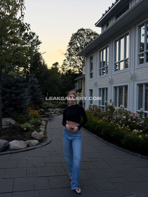 Sophie_nlisse Exclusive Leaked Nude OnlyFans #11156731