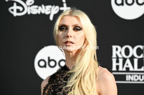 Taylormomsen Exclusive Leaked Nude OnlyFans #11300295