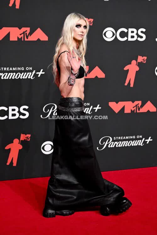 Taylormomsen Exclusive Leaked Nude OnlyFans #11300714