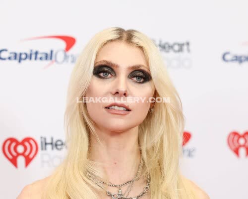 Taylormomsen Exclusive Leaked Nude OnlyFans #11334708