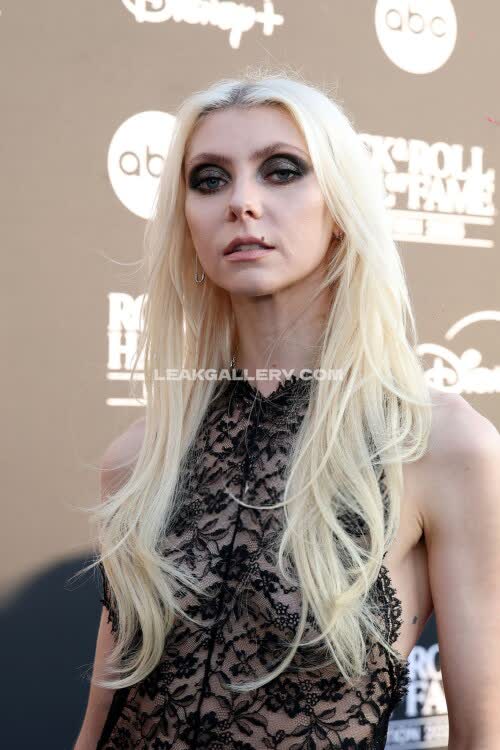Taylormomsen Exclusive Leaked Nude OnlyFans #11351966