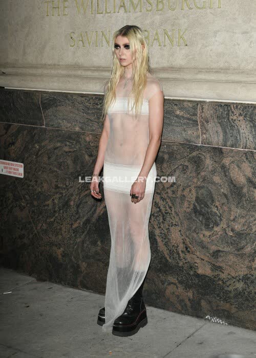 Taylormomsen Exclusive Leaked Nude OnlyFans #11345195