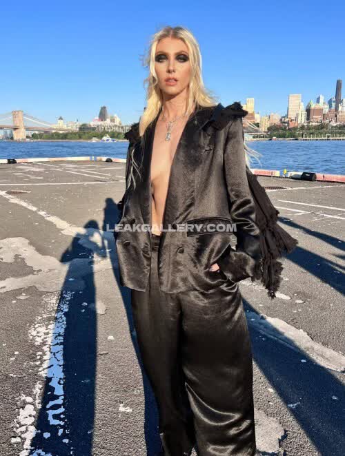 Taylormomsen Exclusive Leaked Nude OnlyFans #11322639