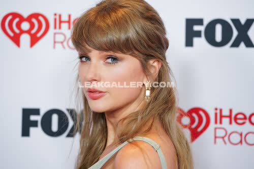 Taylorswift / shawtiee / taylorswift13 / _taylor_swift Exclusive Leaked Nude OnlyFans #11716428