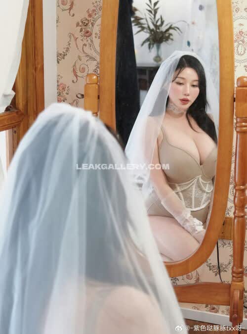 Tong_xiaoxin Exclusive Leaked Nude OnlyFans #11813086