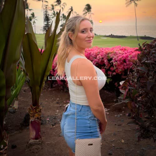 Triciawhitaker Exclusive Leaked Nude OnlyFans #11794436