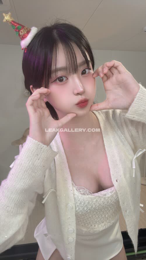U_jjung007 Exclusive Leaked Nude OnlyFans #11141059