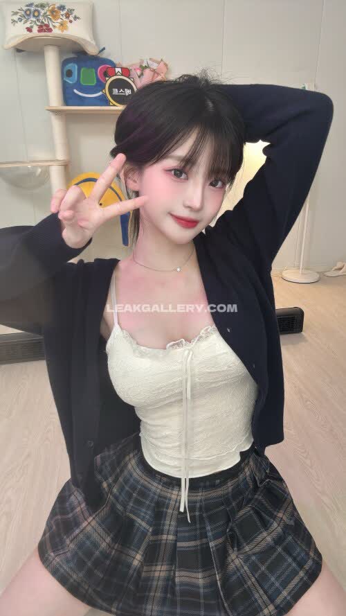 U_jjung007 Exclusive Leaked Nude OnlyFans #11150697