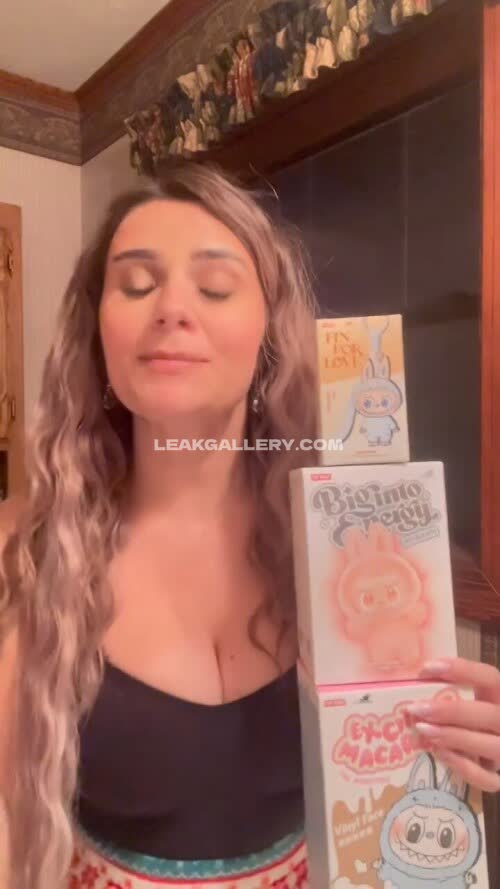 Ucrwsfmlzggjklnaxj9u93_a Exclusive Leaked Nude OnlyFans #11761085