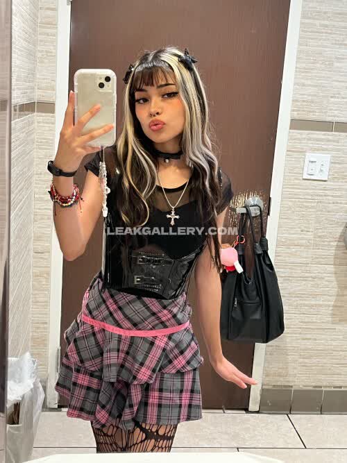 User7077707 Exclusive Leaked Nude OnlyFans #11975326