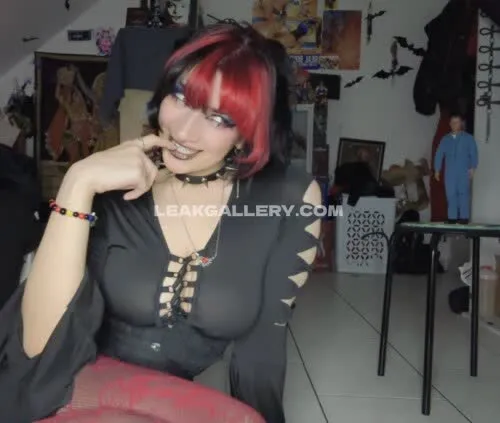 Vampyrisu Exclusive Leaked Nude OnlyFans #11283339