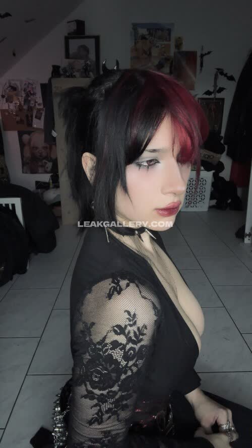 Vampyrisu Exclusive Leaked Nude OnlyFans #11291057