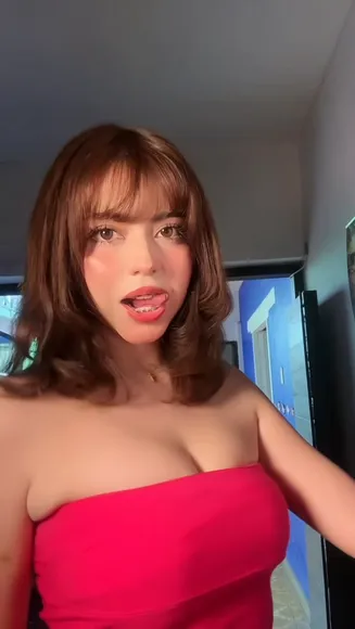 vaniasse video thumbnail