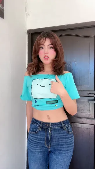 vaniasse video thumbnail