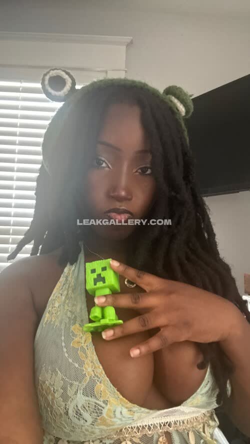 Vivicax.x Exclusive Leaked Nude OnlyFans #11078282