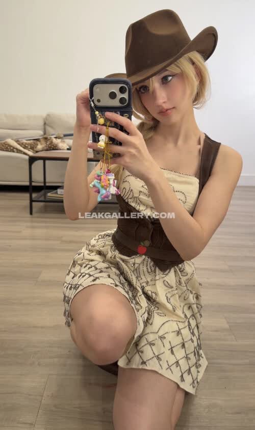 Whatthisworldiscomingto / jillynozomi Exclusive Leaked Nude OnlyFans #11876041