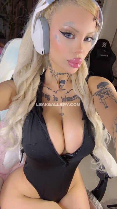 Yeahm8r Exclusive Leaked Nude OnlyFans #11628930