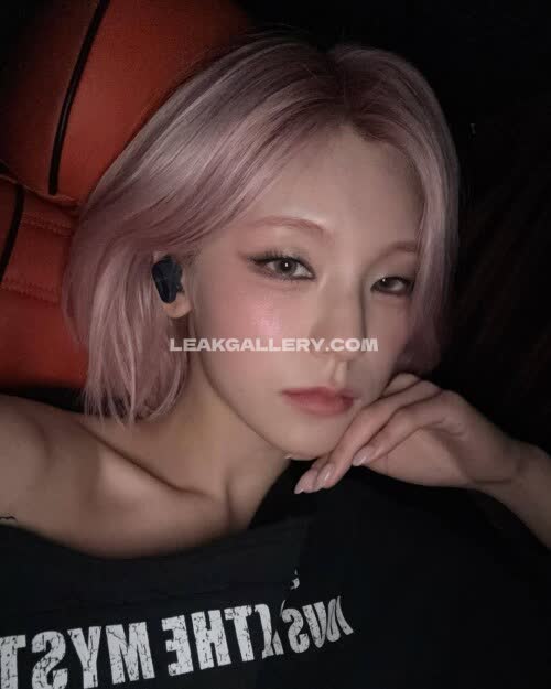 Yezyizhere OnlyFans Nudi in Esclusiva Trapela #11316083