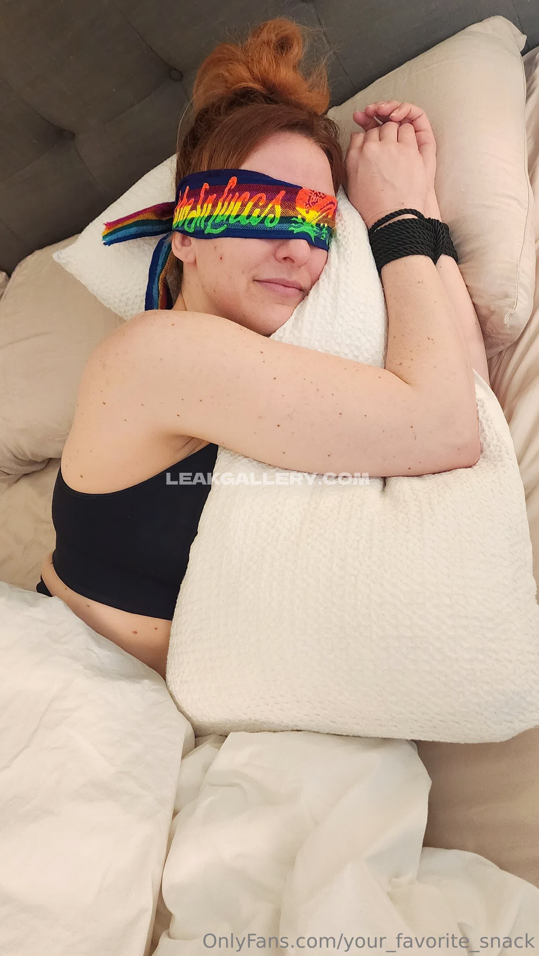 Your_favorite_snack Exclusive Leaked Nude OnlyFans #11316089