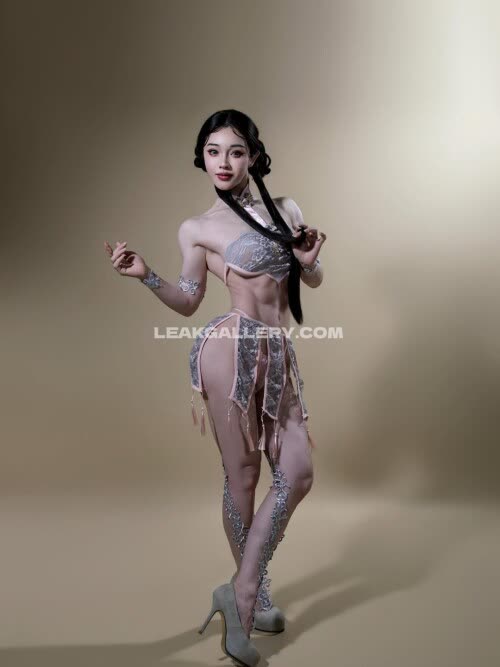 Yuanherong Exclusive Leaked Nude OnlyFans #11945534
