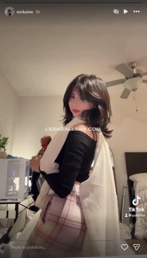 Yukiifoxx Exclusive Leaked Nude OnlyFans #11204493