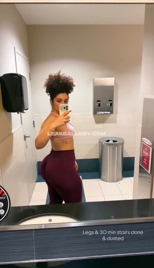 Zainaabb.ab Exclusive Leaked Nude OnlyFans #11983798