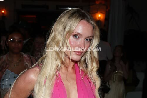 Zaralarsson Exclusive Leaked Nude OnlyFans #11333380