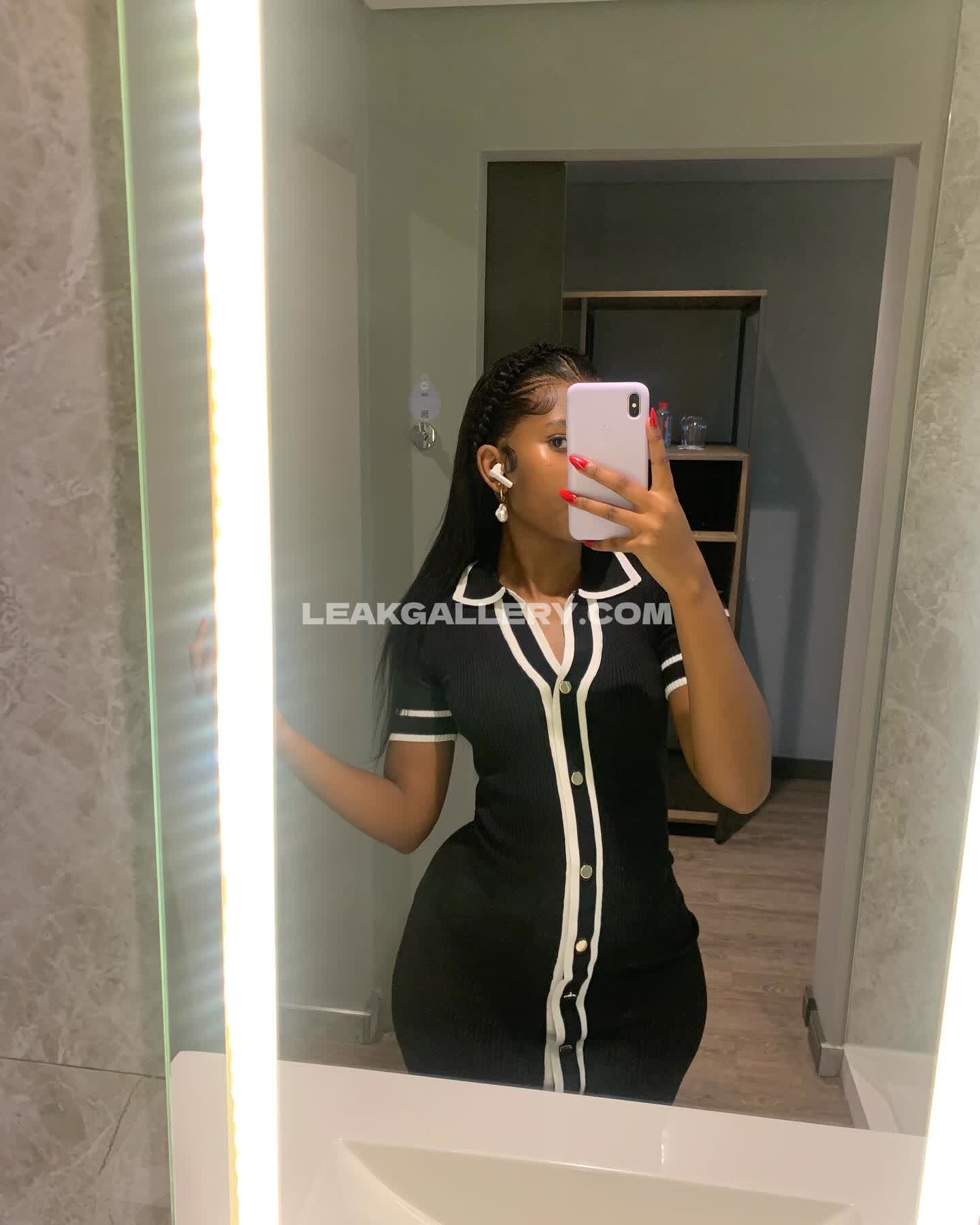 Zinclaiir Exclusive Leaked Nude OnlyFans #11337456
