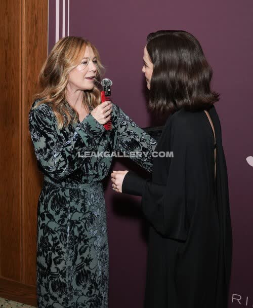Zoeydeutch Exclusive Leaked Nude OnlyFans #10967051
