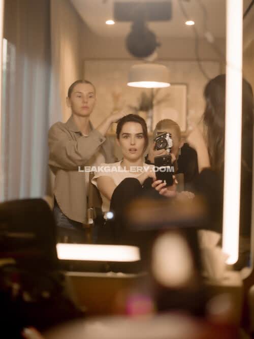 Zoeydeutch Exclusive Leaked Nude OnlyFans #10987421