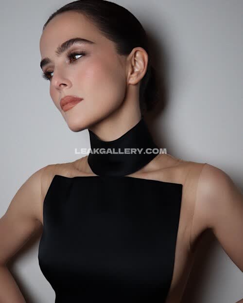 Zoeydeutch OnlyFans Nudi in Esclusiva Trapela #10967907
