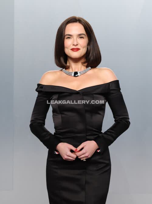 Zoeydeutch Exclusive Leaked Nude OnlyFans #10971992