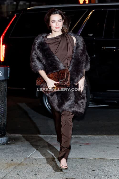 Zoeydeutch Exclusive Leaked Nude OnlyFans #10976017