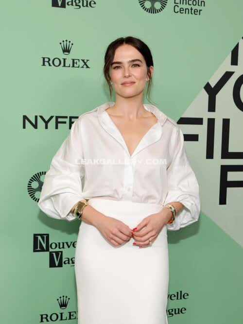 Zoeydeutch Exclusive Leaked Nude OnlyFans #10962553